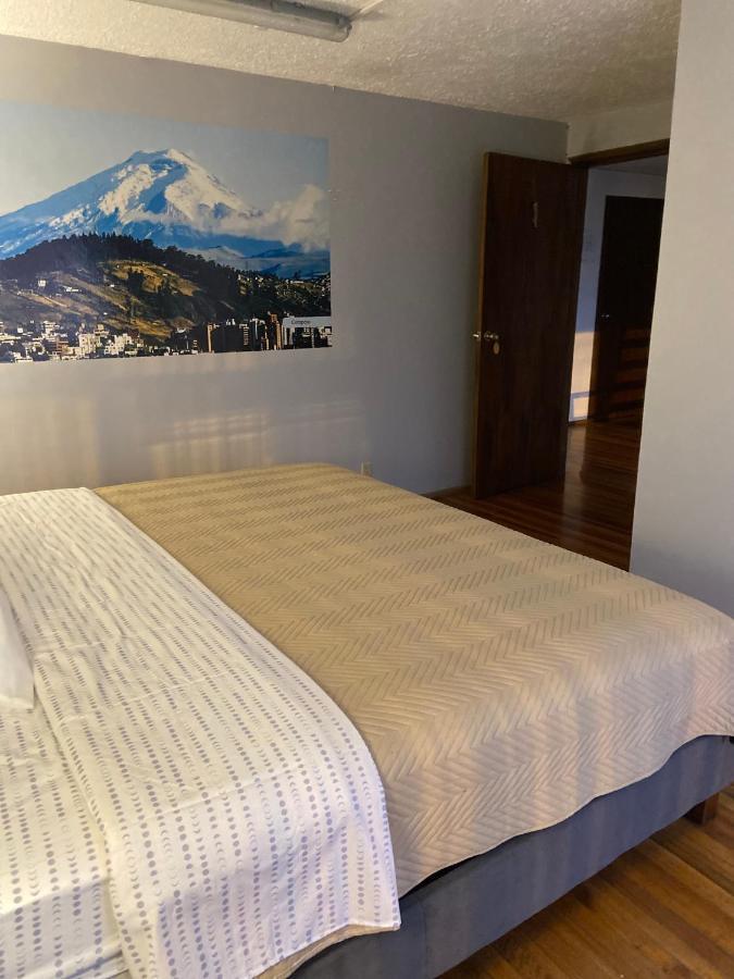 Blue House La Floresta キト エクステリア 写真