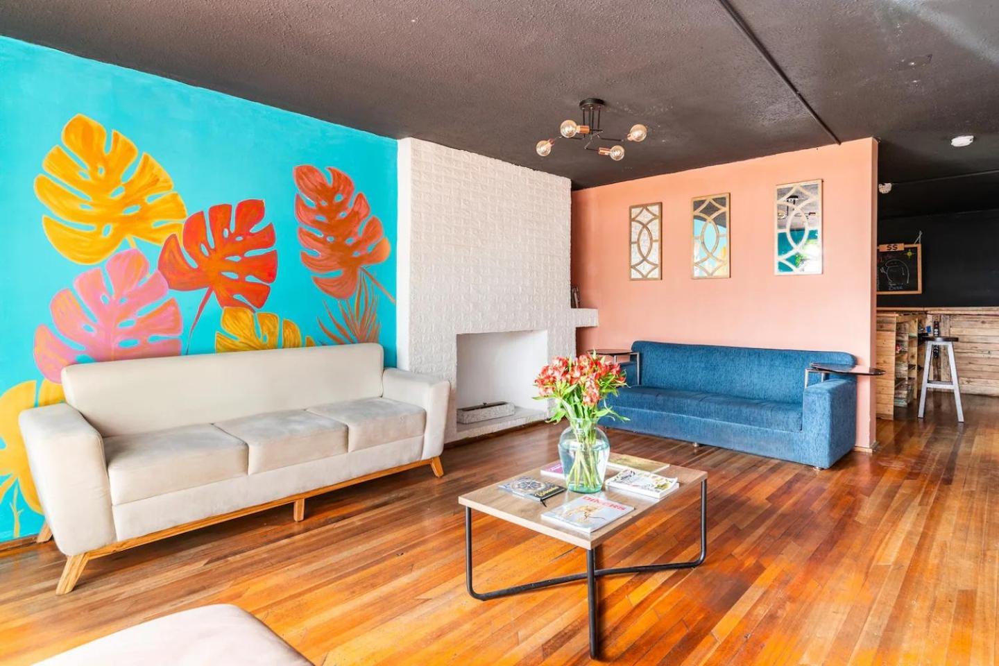 Blue House La Floresta キト エクステリア 写真